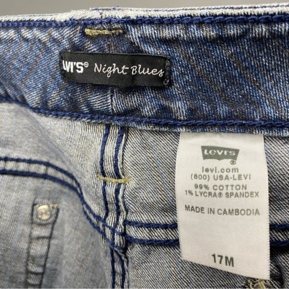 Levi's Jeans Women’s 17M Blue Bootcut Denim Night Blues Vintage 90s Embellished - Picture 9 of 9